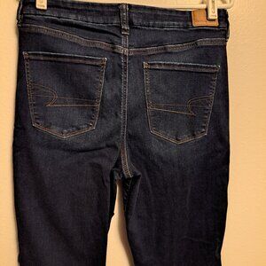 American Eagle Next Level Stretch Curvy High-Rise Jegging W/Embroidered Pockets